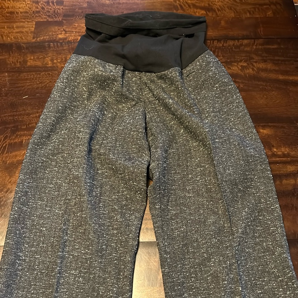 Motherhood Maternity black twill dress pants